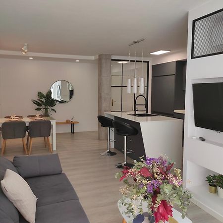Casa Mallen, Con Amplia Terraza, En El Barrio De Nervion Sevilla Kültér fotó