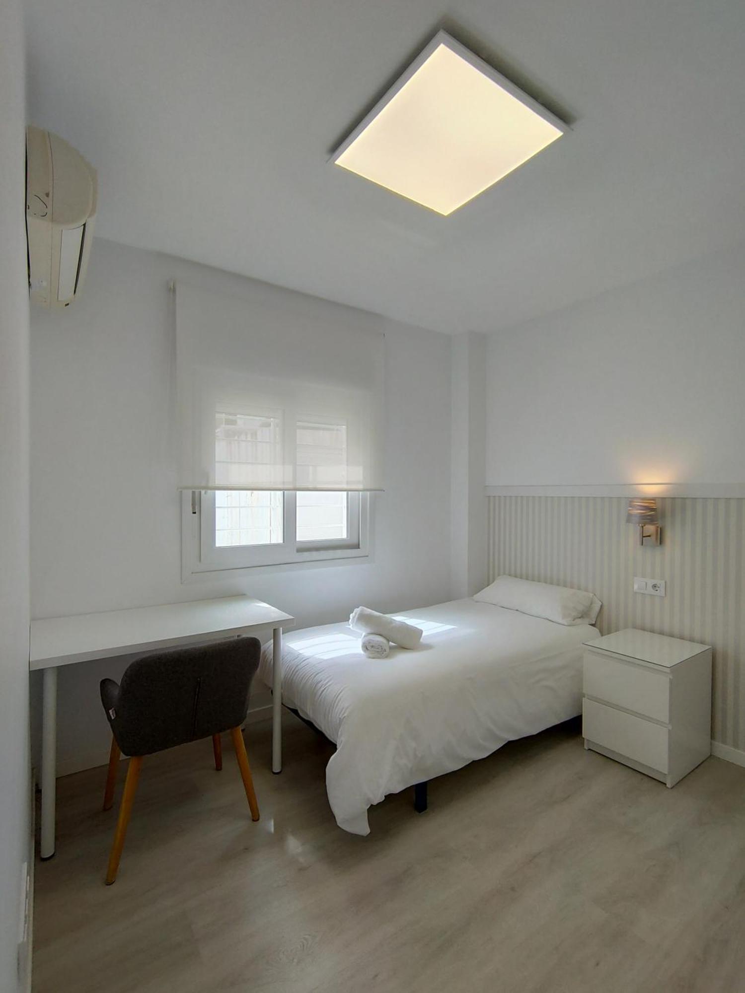 Casa Mallen, Con Amplia Terraza, En El Barrio De Nervion Sevilla Kültér fotó